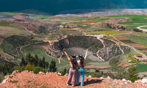 Taxi to Chincheros Maras Moray and Ollantaytambo